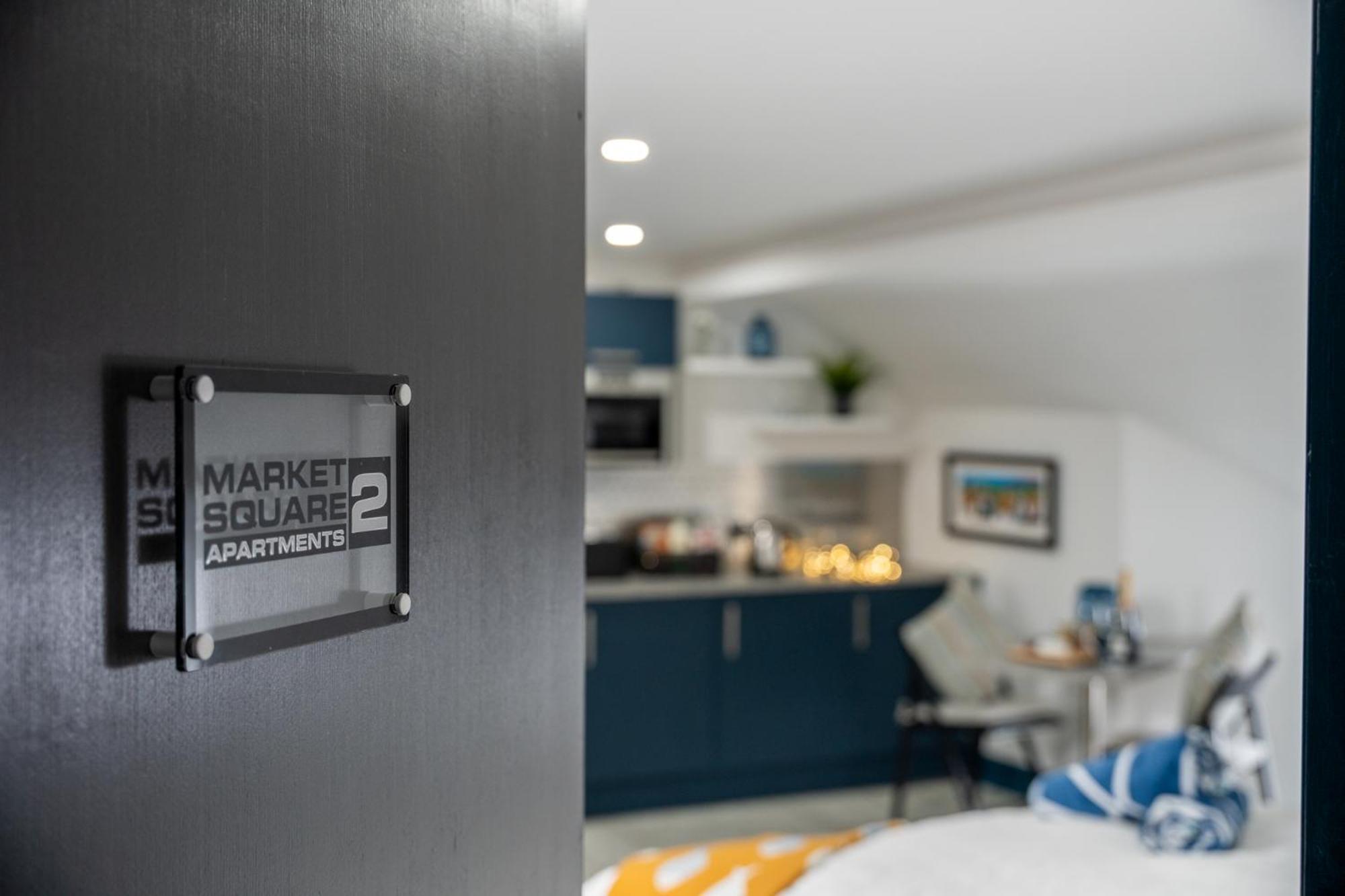 Market Square Apartments 布什米尔斯 外观 照片